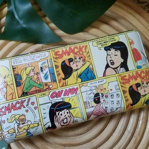 Kate spade Archie Comics Continental Zipper wallet